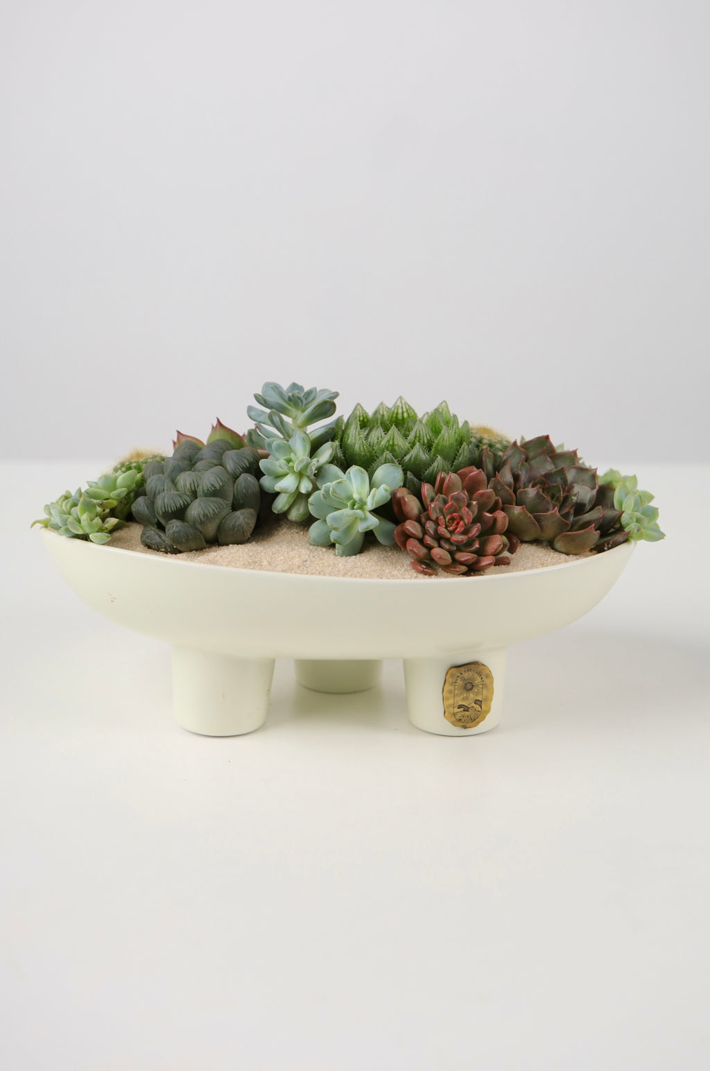White Ceramic pot