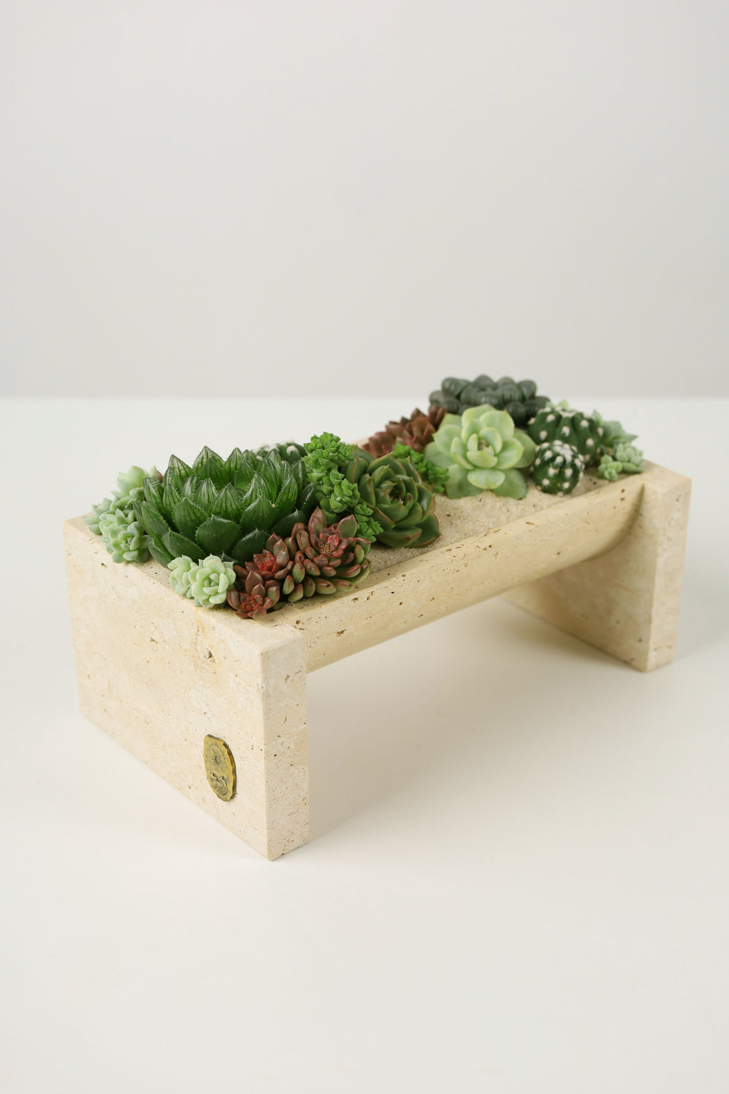 Beige travertine pot